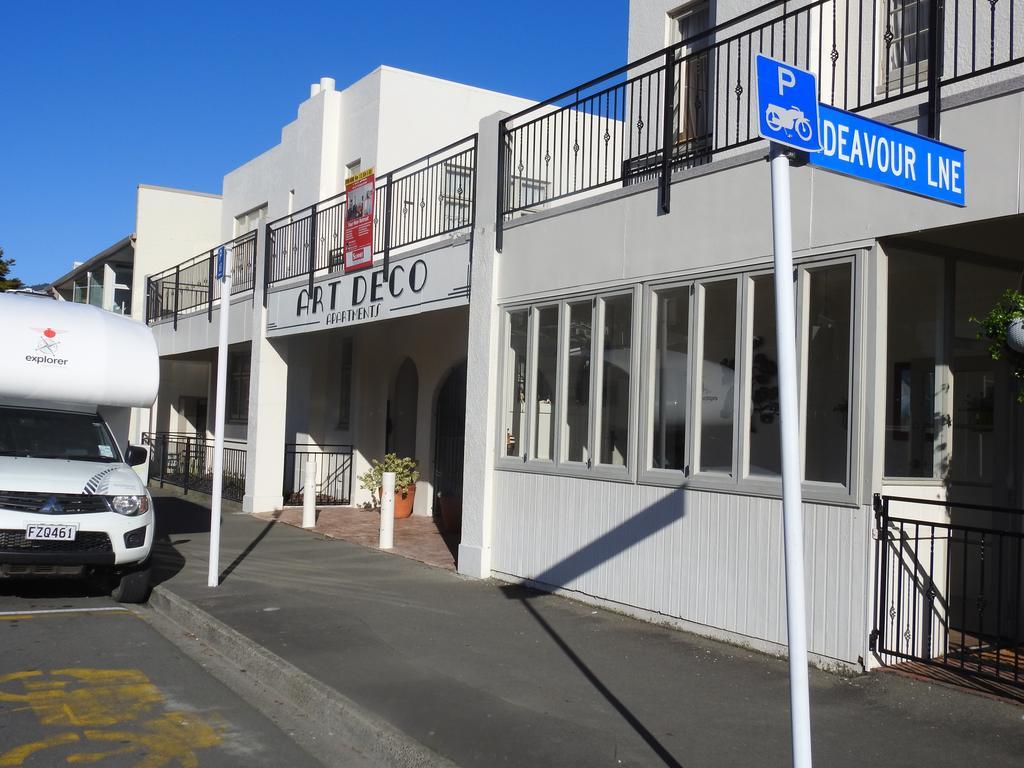 Art Deco Apartments พิคตัน ภายนอก รูปภาพ