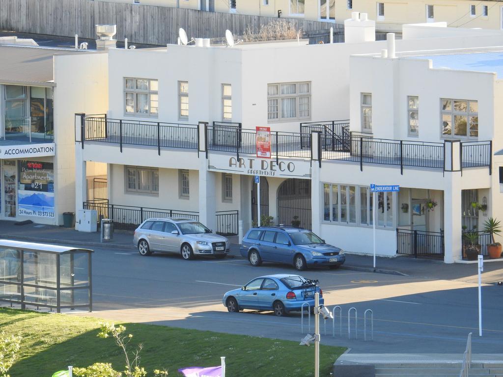 Art Deco Apartments พิคตัน ภายนอก รูปภาพ